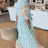 MANA | MIDI-KLEID MIT FLORALEN MUSTERN UND V-AUSSCHNITT