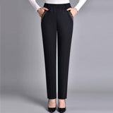 Solveig  | Damenjeans mit elastischem Bund und Seitentaschen